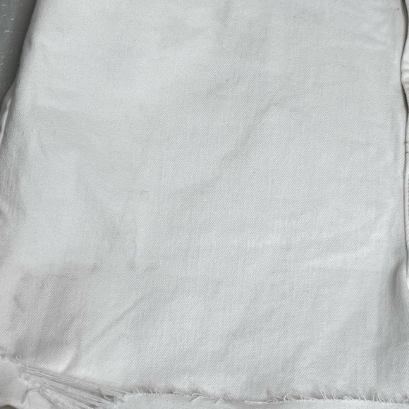 NWT GAP 4" High-Rise Dove Sz 32 | 14 Tall Shorts - Picture 8 of 16